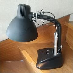 LED電気スタンド+モバイルバッテリーの画像