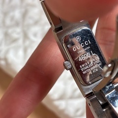 グッチ　GUCCI 腕時計　レディース　クォーツ　シルバーの画像
