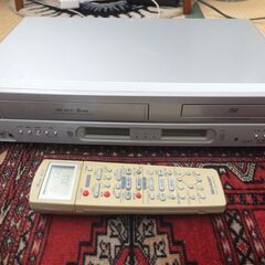 VHSビデオデッキ一体型DVDプレーヤー