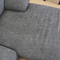 【無料商品】リビンズ☆アモーレ☆布カウチソファー☆ファブリック☆グレー ☆幅230cm☆G1135【こちらは店舗です。浜村鹿野温泉ICから3分 買取本舗 宮本リサイクル 営業時間9～19時 定休日水曜のみ←連絡できませんm(_ _)m】の画像