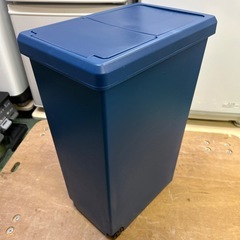 【美品】ニトリ スライドペール ダストボックス 青の画像