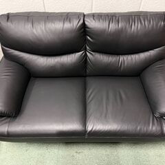 合皮 2人用 ラブソファ 黒 幅145cm×奥行90cm×高さ85cmの画像