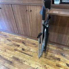 テーブル付き椅子４脚の画像