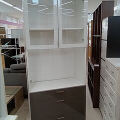 リユースのサカイ栃木店★ジモティ割あり★ IKEA 食器棚 ホワ...