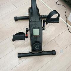 0606-218 フィットネスバイク(足キャップ欠品あり)の画像