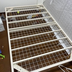 ベッドフレーム