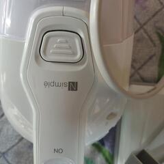 ニトリ　スティック型掃除機　半年程度使用の画像