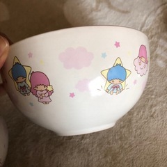 キキララ　どんぶり中と大の画像