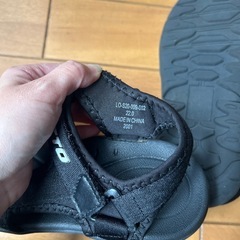 キッズ　サンダル22㎝の画像