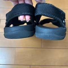 キッズ　サンダル22㎝の画像