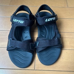 キッズ　サンダル22㎝の画像