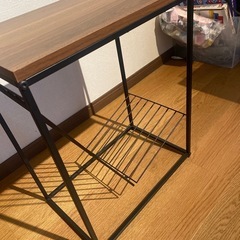 軽い！サイドデスク美品の画像