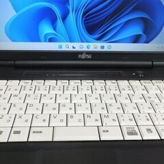 😸本日の目玉・早い物勝ち！【激安！】ノートPC「富士通」Win11 Office2021 SSD 管理No22の画像