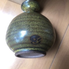 壺　一輪挿し　花瓶　陶器　工芸品　の画像