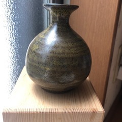 壺　一輪挿し　花瓶　陶器　工芸品　の画像