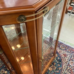 中古品　クラシック家具　横浜元町　横浜ダニエル　キャビネット　コレクションケース　公田店の画像