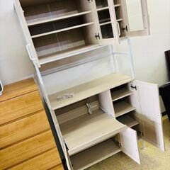 ホームテイスト 食器棚 ホワイトの画像