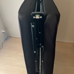 折りたたみ式ベッドの画像