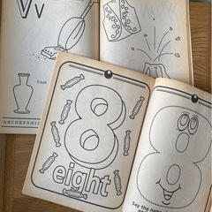 幼児向け　英語　塗り絵　ワークブックの画像