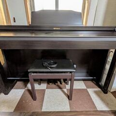 ROLAND  HP601