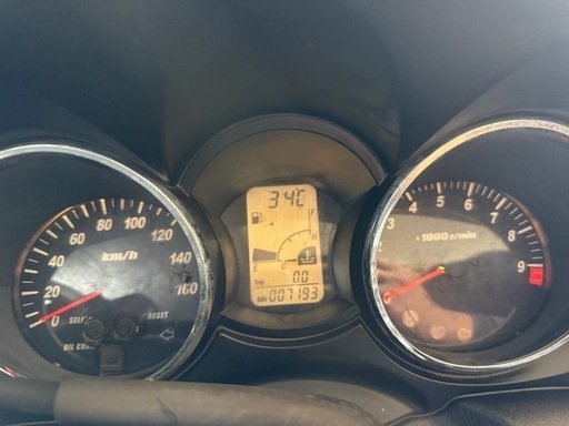 ★支払総額6.5万円★激安バイク続々入荷中！ 野田納車可能です！ ヤマハ グランドマジェスティ 黒 SG15J 社外マフラー！ アルミステップ！ 社外ハンドル、ポスト！ グリップヒーター付き！ ちょっとした足に♪