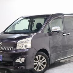トヨタ ヴォクシー  ＺＳ 煌３🎵人気のミニバンです(●'◡'●)の画像