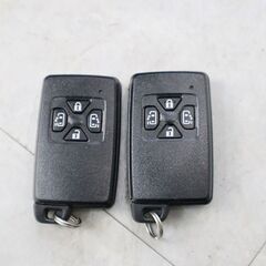 トヨタ ヴォクシー  ＺＳ 煌３🎵人気のミニバンです(●'◡'●)の画像