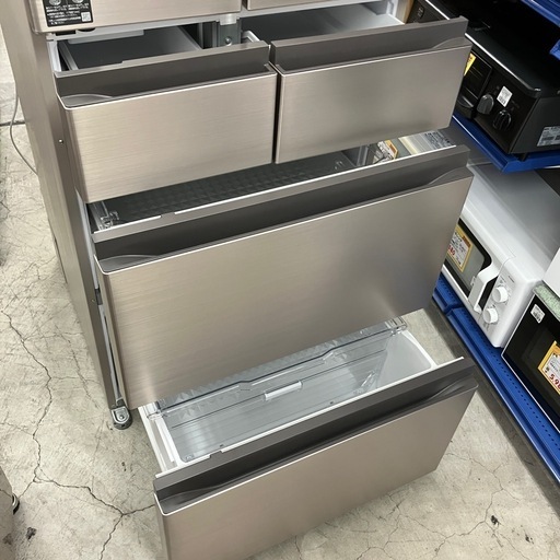 中古美品　日立　540L 6ドア冷蔵庫　ライトゴールド　2024年製　R-HW54V 公田店