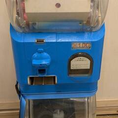 昭和レトロ　ガチャガチャマシーン