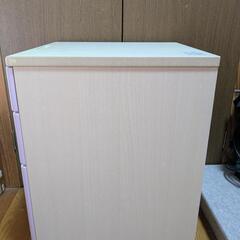 木製チェストの画像