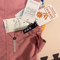 新品タグ付き、kladskapウインドブレーカーの画像