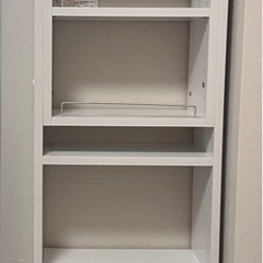 突っ張り本棚