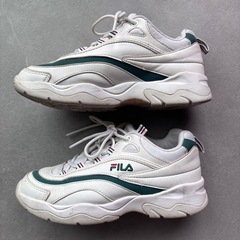 FILA スニーカー 23.5