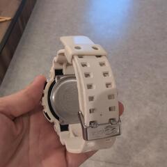 G-SHOCK時計　ホワイトの画像