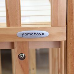 大和屋☆ベビーベッド☆赤ちゃん用ベッド☆木製フレーム☆おまけ程度のマットレス付き☆yamatoya☆中古品【こちらは店舗です。浜村鹿野温泉ICから3分 買取本舗 宮本リサイクル 営業時間9～19時 定休日水曜のみ←連絡できませんm(_ _)m】 G1138の画像