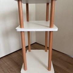 【商談中】サイドテーブル　ラック　シェルフ　棚　40x30x70cmの画像