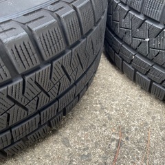 ベンツ　205/60r16 ピレイ　タイヤホイールセットの画像
