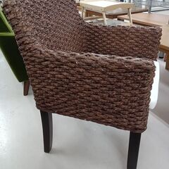 *お値段見直しました*リユースのサカイ栃木店★ジモティ割あり★  イス（アジアンテイスト） ブラウン W54×D57×H80 クリーニング済み TC9072の画像