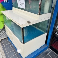 水槽の画像