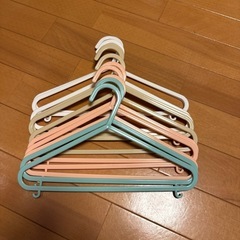 (引取先決定)子供用ハンガー 11本