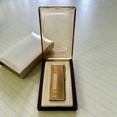 新品未使用　ゴールド ストライプ模様 メタルライターの画像