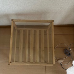 IKEA コーヒーテーブル サイドテーブルの画像