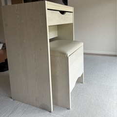 ドレッサー
