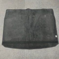 ベンツAクラス　ラゲッジマット