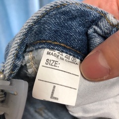 デニムパンツの画像