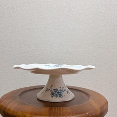 ケーキスタンドの画像