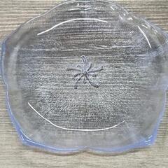 0606-046 ガラス皿２枚の画像