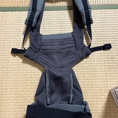 抱っこ紐　ベビーキャリア　オムニ　Omni 360 Ergobaby Dadwayマーク付きの画像