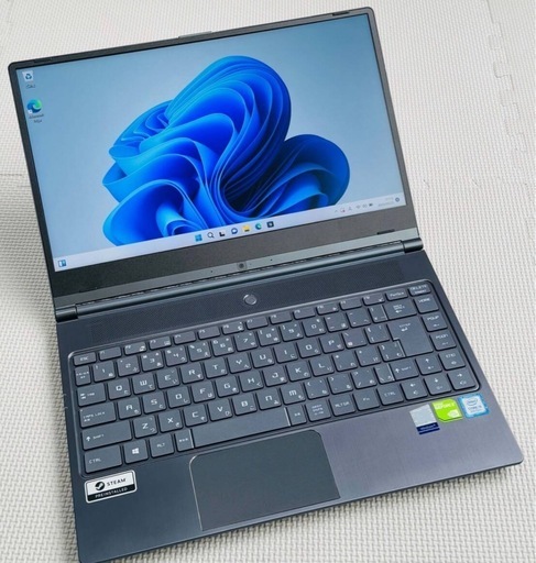 （Office付き）小型なゲーミングノート