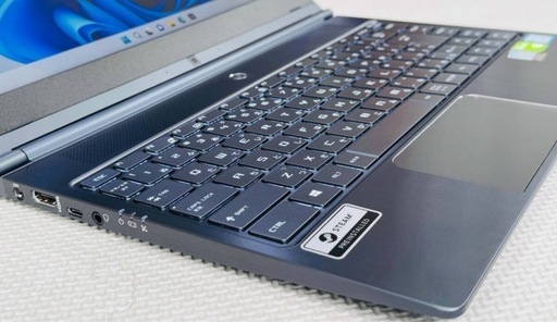 （Office付き）小型なゲーミングノート